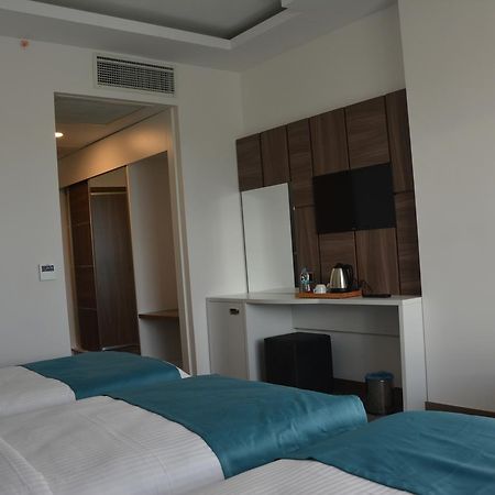 Winter City Hotel Карс Екстериор снимка