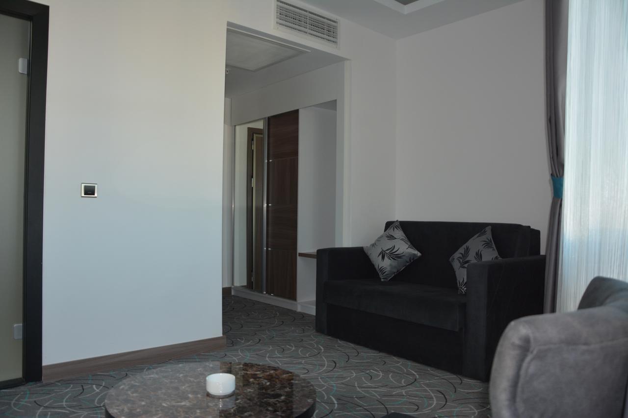 Winter City Hotel Карс Екстериор снимка
