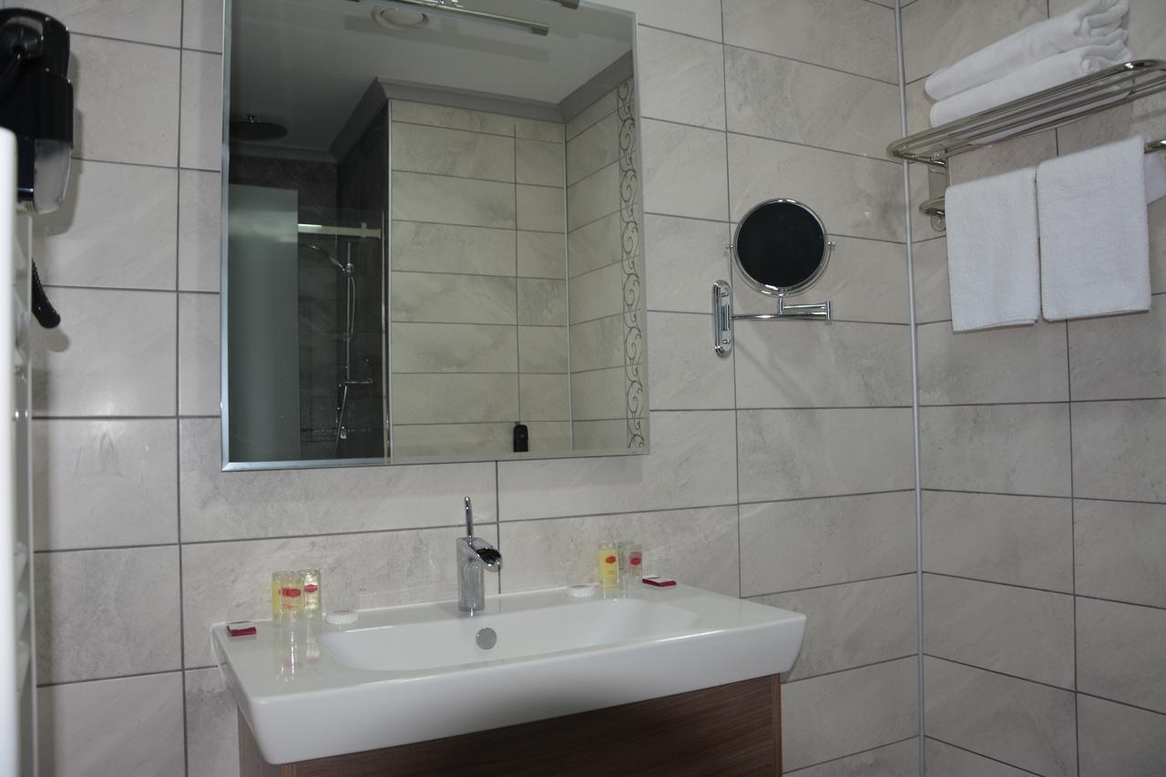 Winter City Hotel Карс Екстериор снимка